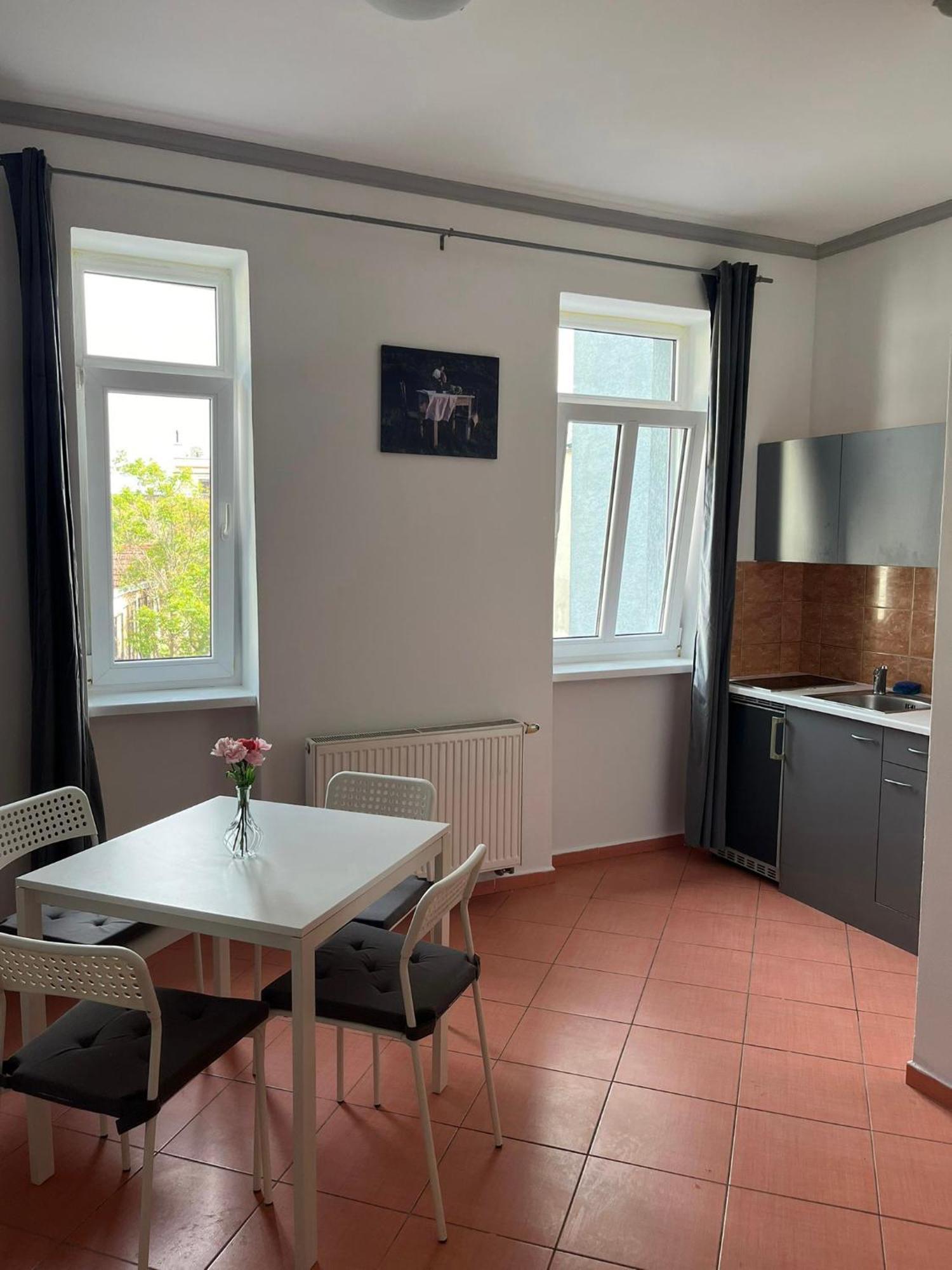 1St Plaza Apartment براتسيلافا المظهر الخارجي الصورة